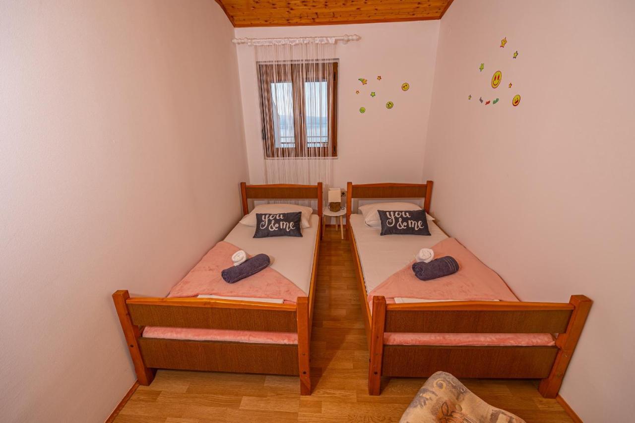 Apartmani Stefka Dramalj Exterior foto