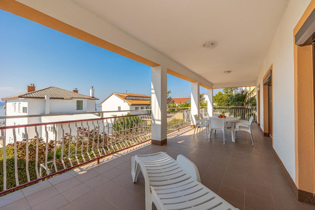 Apartmani Stefka Dramalj Exterior foto