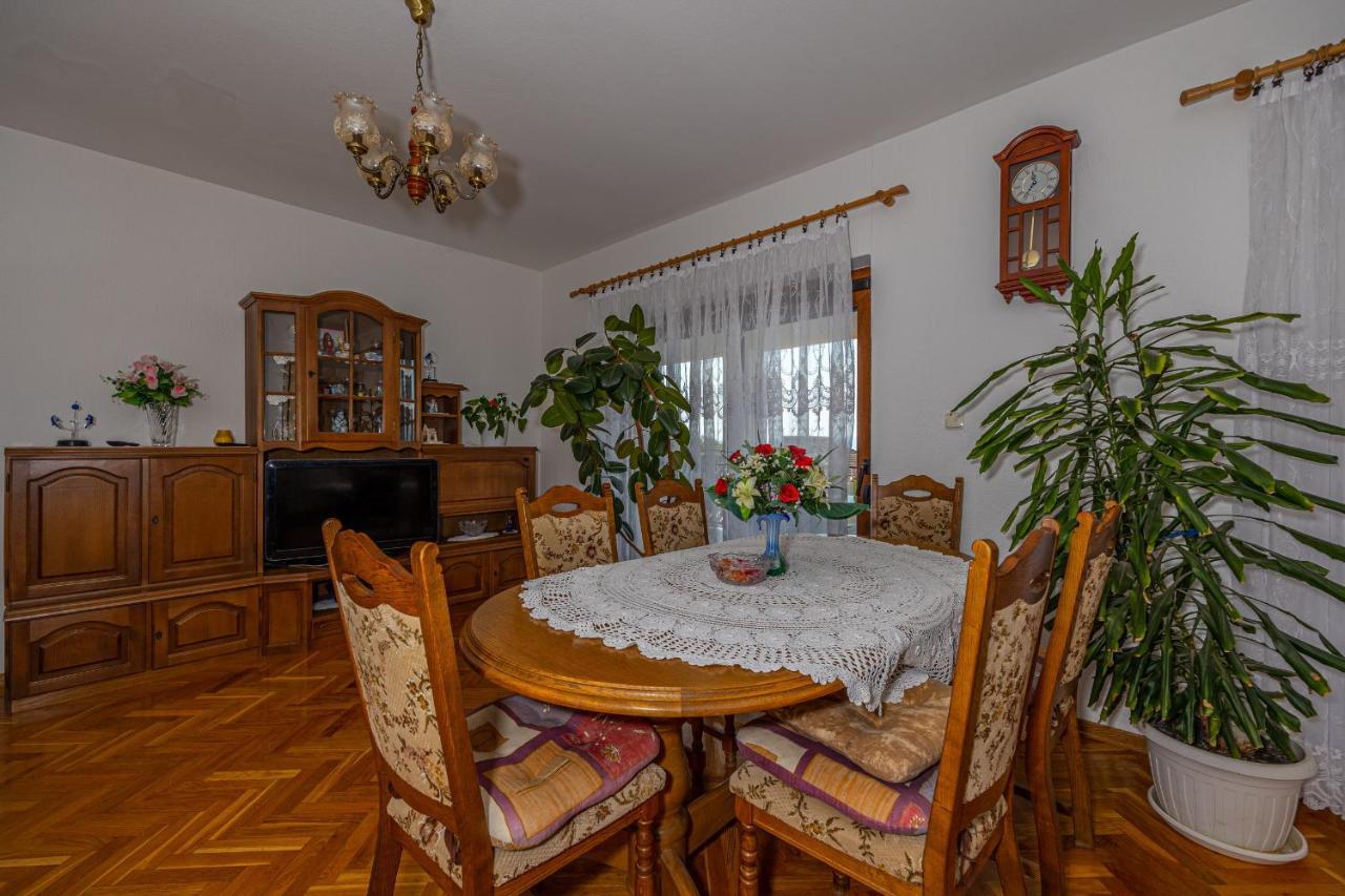 Apartmani Stefka Dramalj Exterior foto