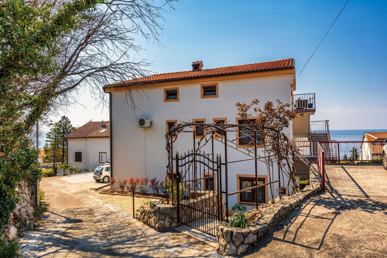 Apartmani Stefka Dramalj Exterior foto