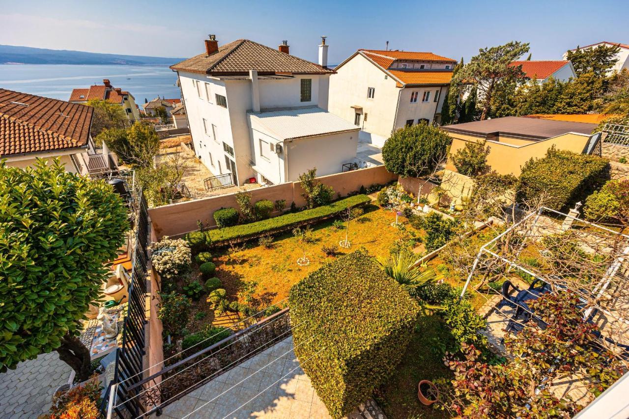 Apartmani Stefka Dramalj Exterior foto